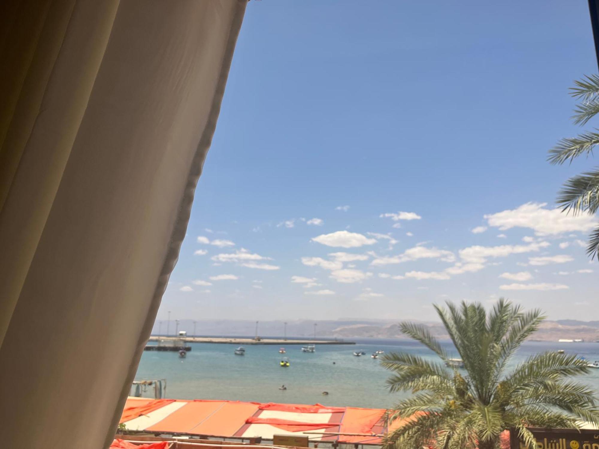 Al-Amer Chalets Акаба Екстер'єр фото